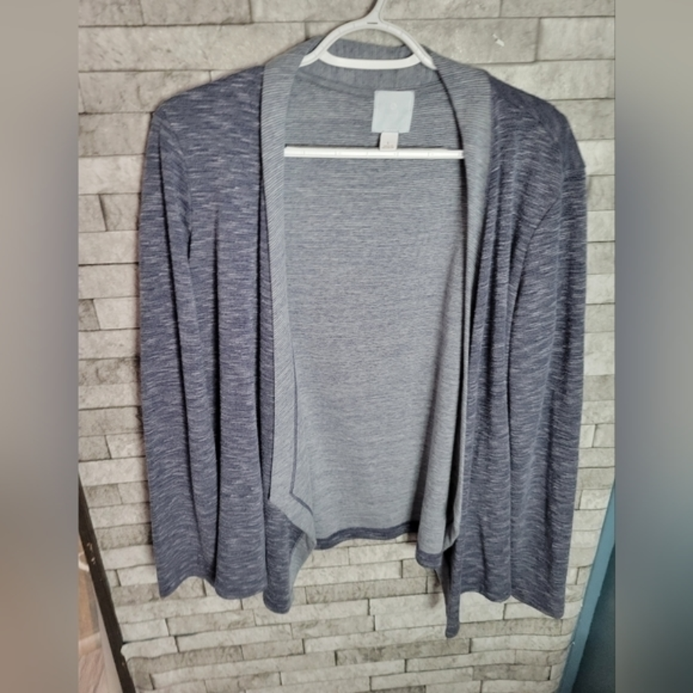 Sunday size Large sweatshirt‎ cardigan